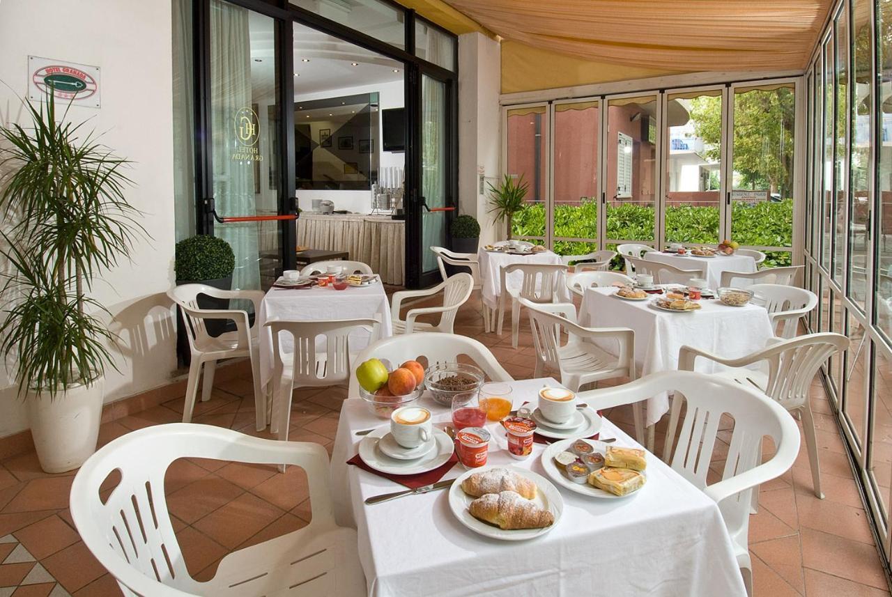 Hotel Granada Католика Екстериор снимка